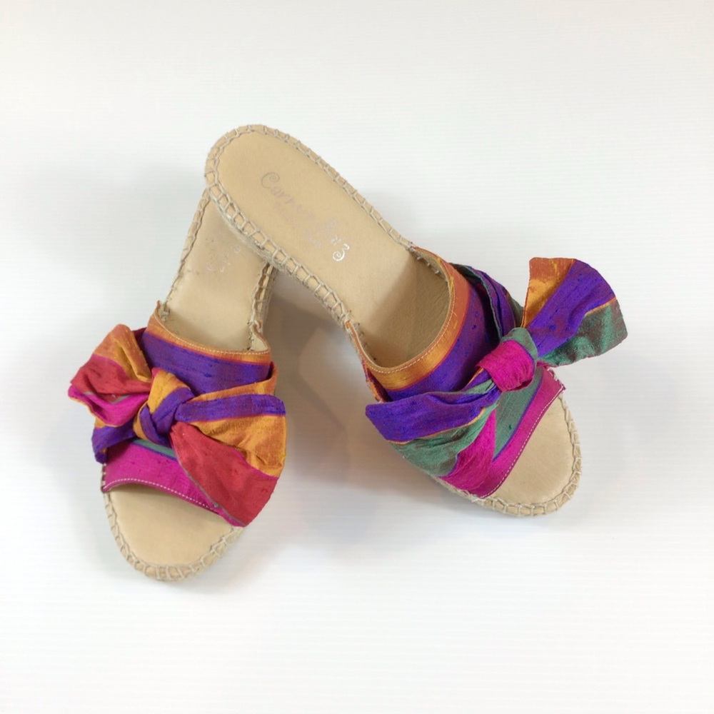 Carmen Saiz Espadrille Wedge Slide Sandals Bright Colorful Silk w/ Bow sz 39/8